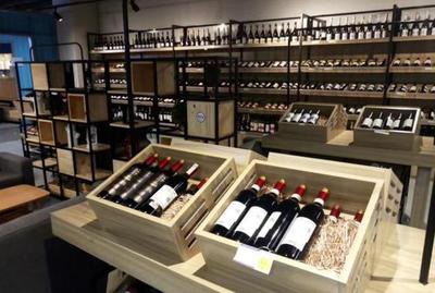 奶粉、化妝品、紅酒. 看看進口商品的正確選購方法